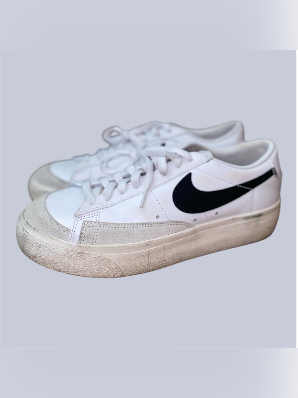 Nike Women Blazer Low 77' Vintage Platform Zise 9 White And Black